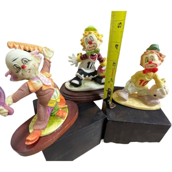 Vintage Satis -5 Clowns Sports Beauty Porcelain Figurines  4 1/4 in. Lot of 3 - Picture 2 of 11